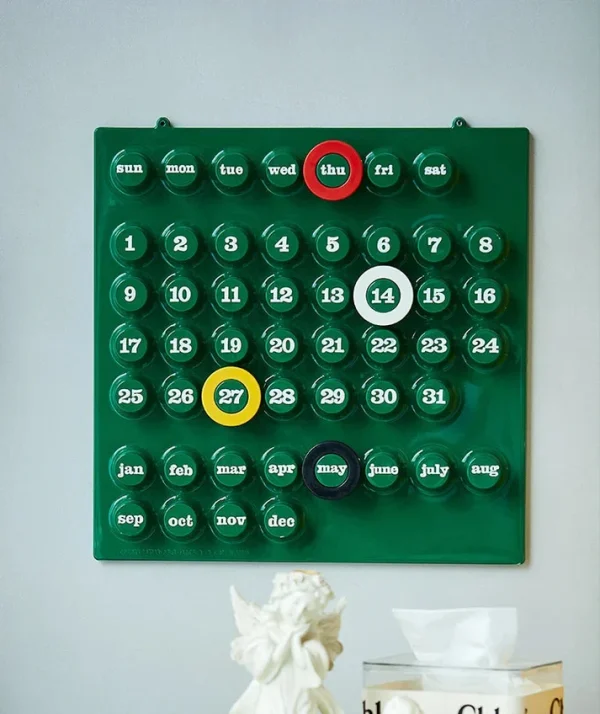 Retro Ring A Date Wall Mounted Calendar - Image 4